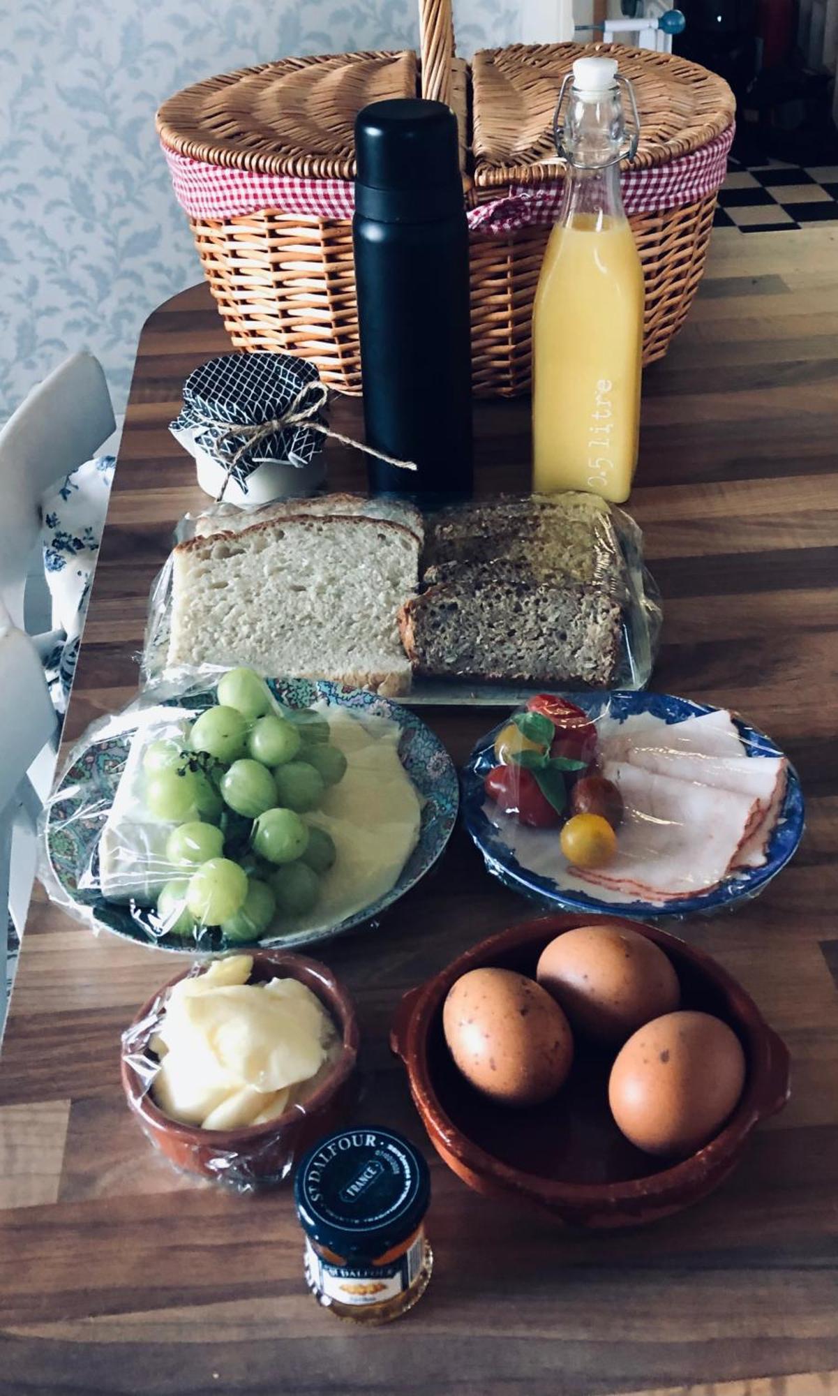 Egen Stuga Och Vedeldad Bastu Linghed Esterno foto
